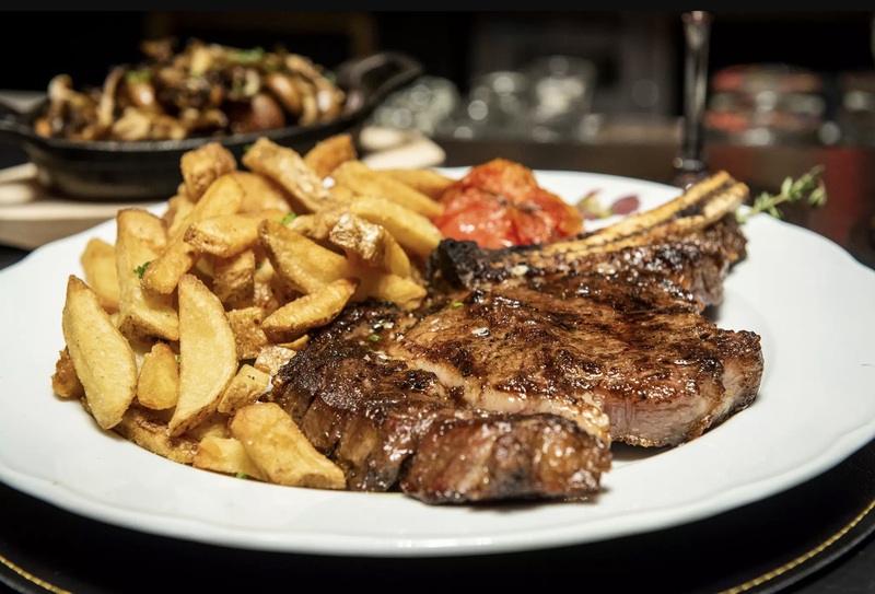 頂讓灣仔西餐廳生意飲食生意・生意轉讓・特許經營・加盟・做生意・生意頂讓・頂手・生意買賣・買生意・小食牌・商機・飲食牌照・開小食店・小本創業